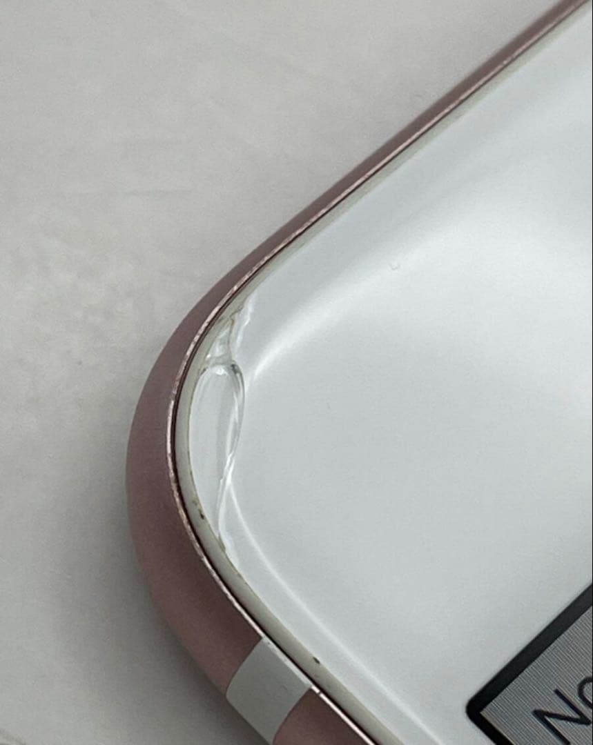 Apple iPhone 6s 32GB ローズゴールド 本体　SIMフリー24