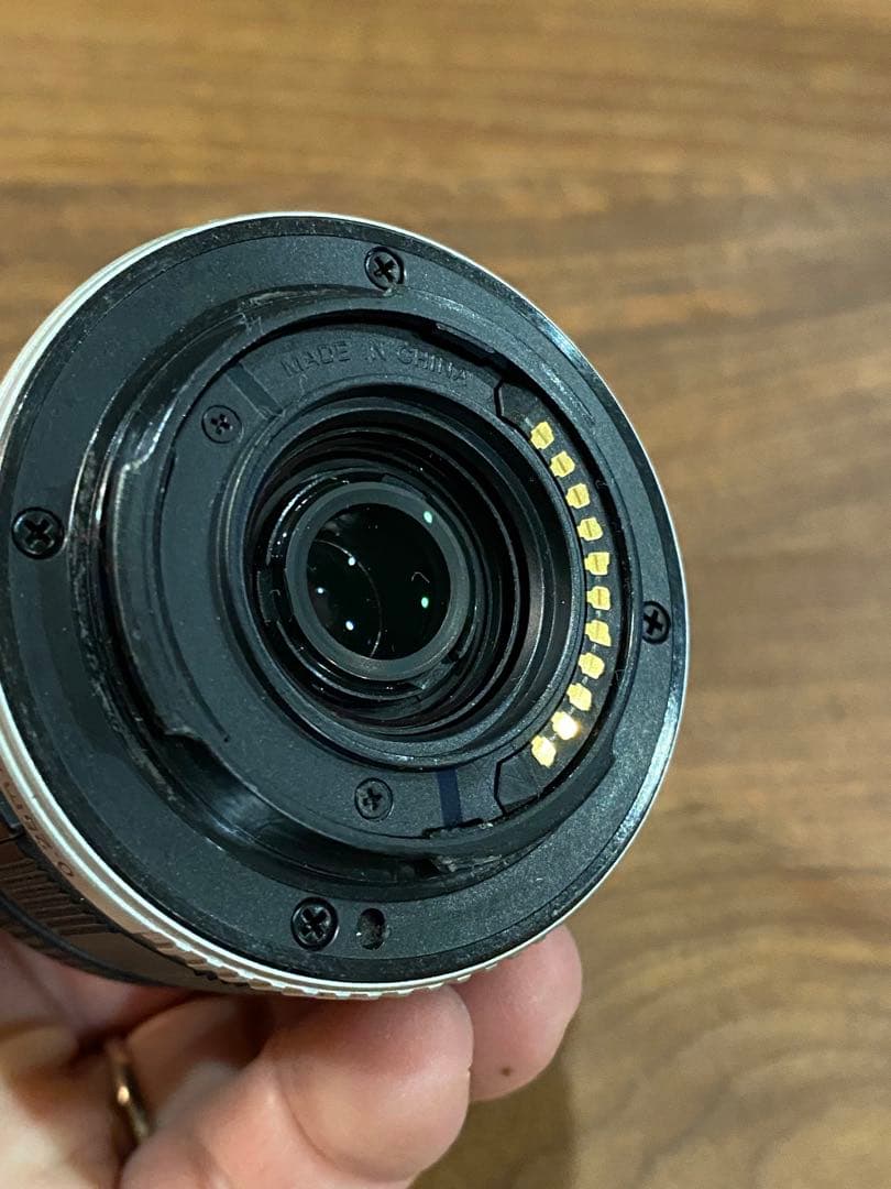 オリンパス　e-pl1 e-p1 ミラーレス一眼 シルバー レッド ジャンク品