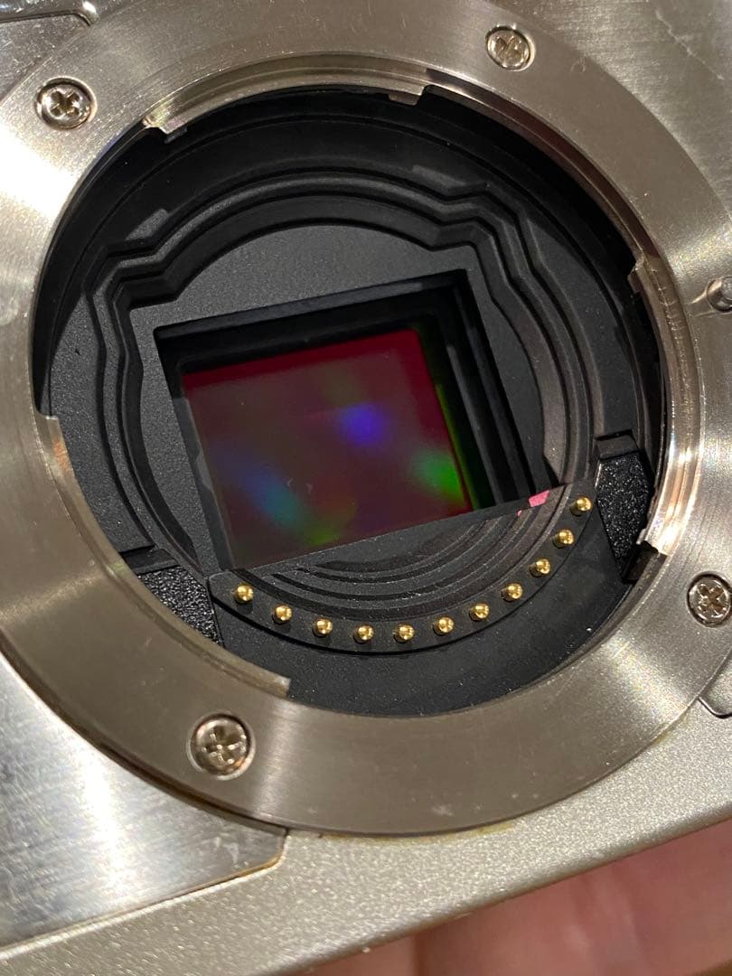 オリンパス　e-pl1 e-p1 ミラーレス一眼 シルバー レッド ジャンク品