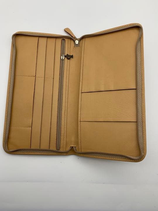 ピアジェPIAGET  非売品　大きなウォレット