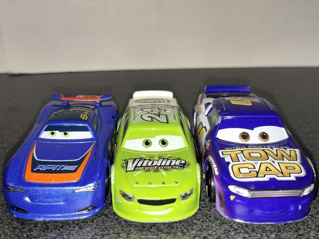 M*i様 カーズ　トミカ　まとめ売り　23個セット