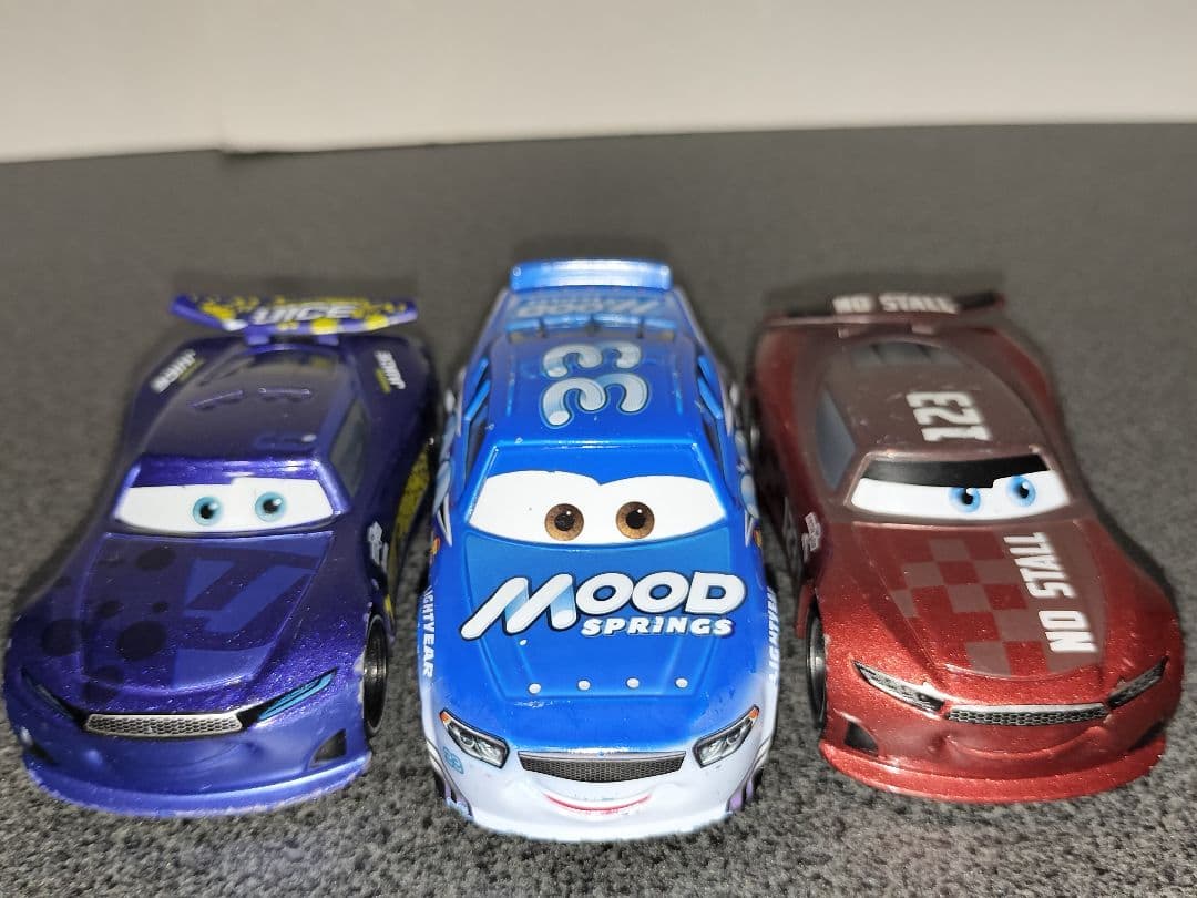 M*i様 カーズ　トミカ　まとめ売り　23個セット