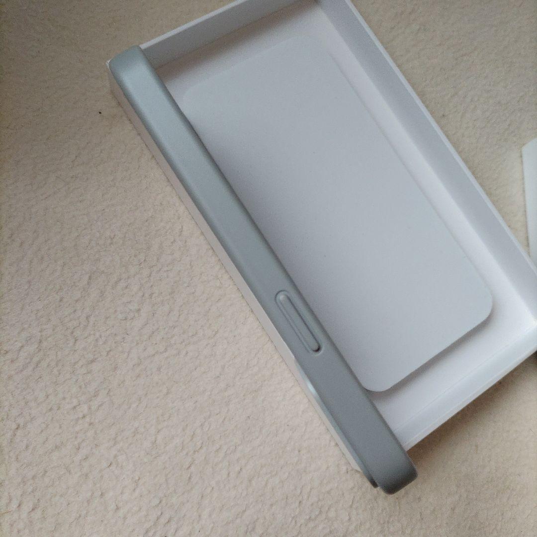 RIMOWA iPhone 13Pro シルバー