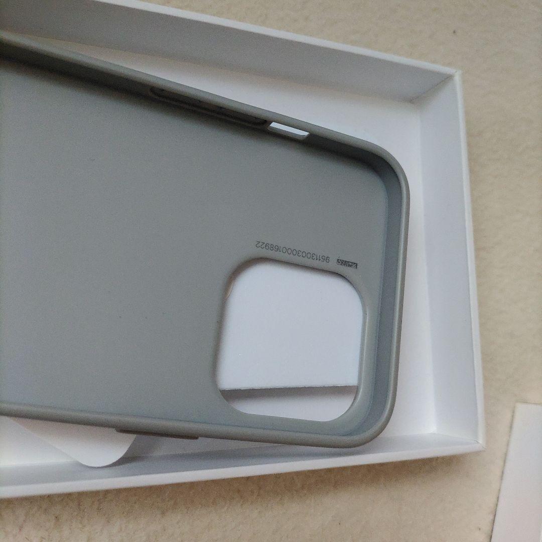 RIMOWA iPhone 13Pro シルバー