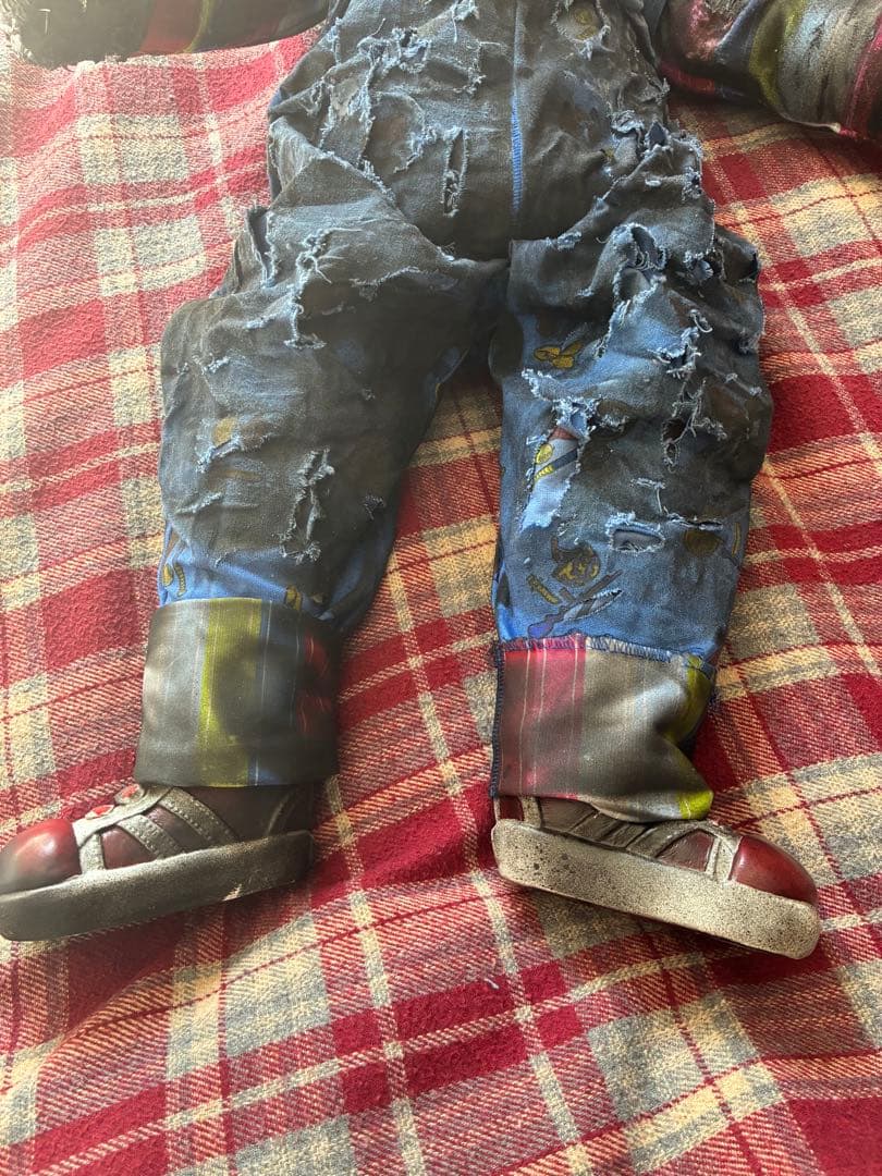 チャッキー 等身大 チャイルドプレイ 黒焦げ CHUCKY フィギュア