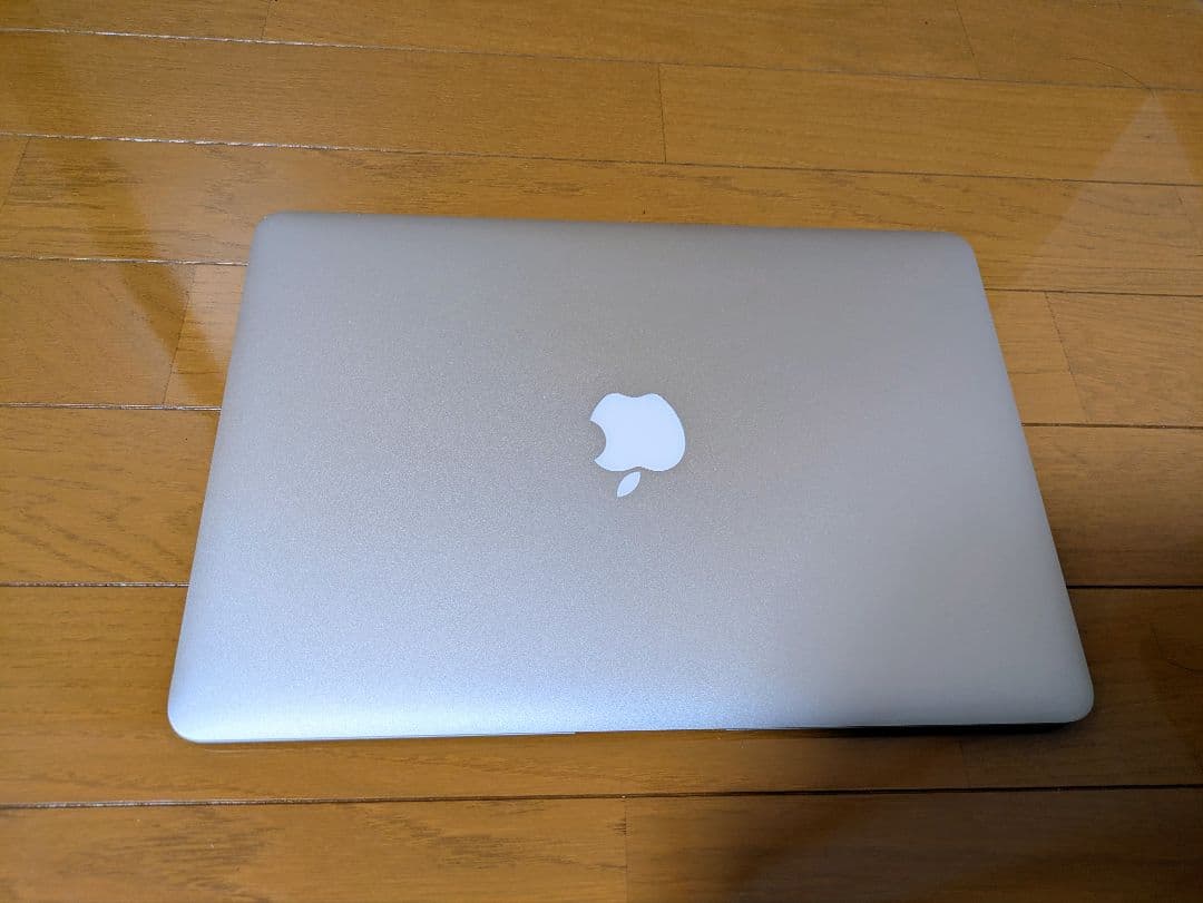 Apple MacBook Air 2017　13インチ