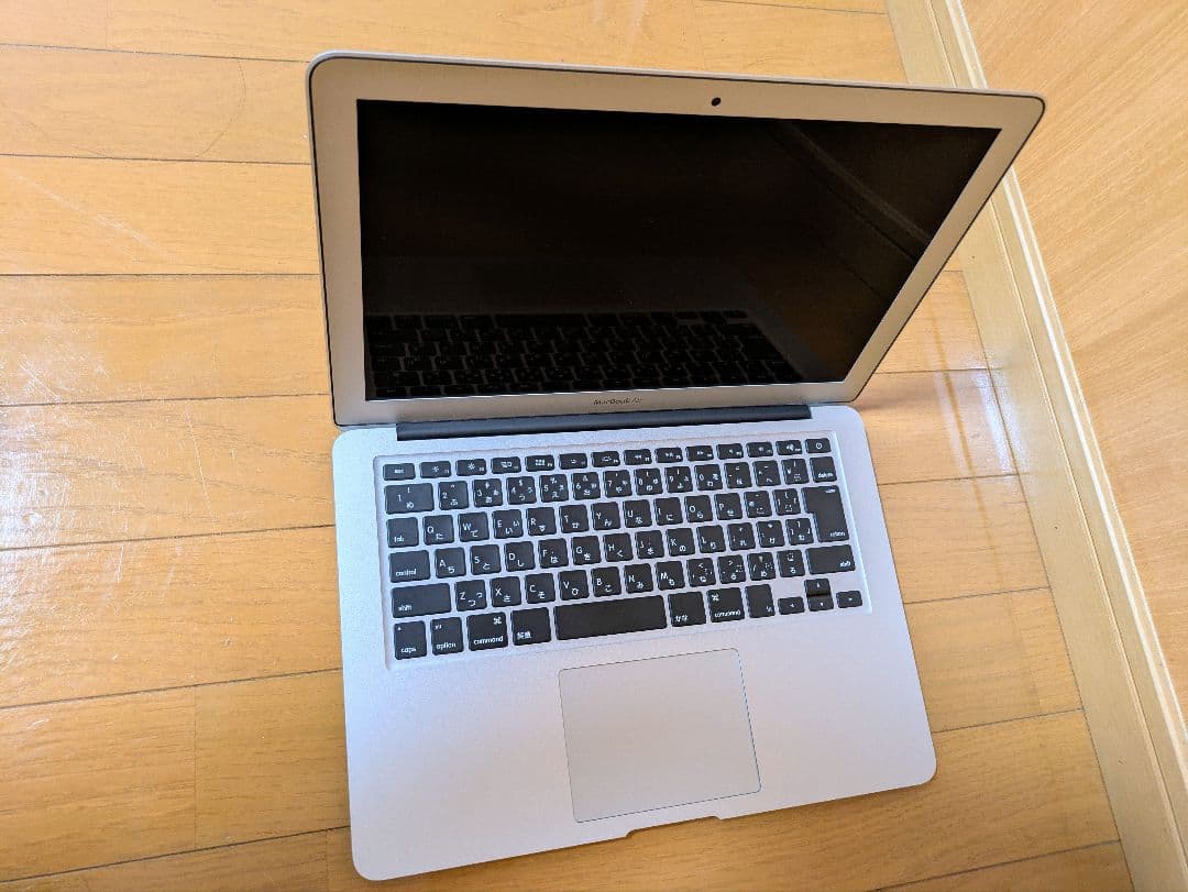 Apple MacBook Air 2017　13インチ