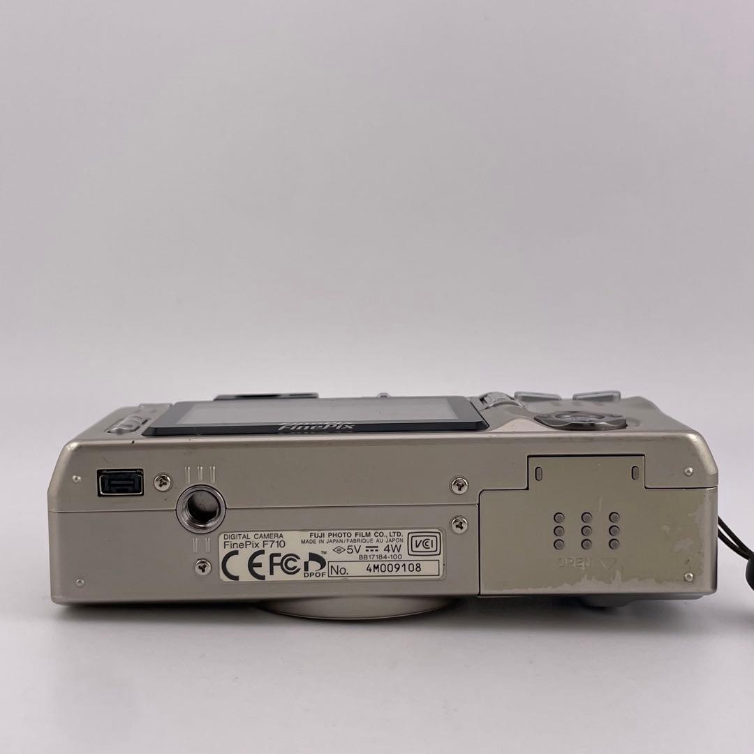 実写美⭕️やや訳あり【動作確認済み】Fujifilm FinePix F710