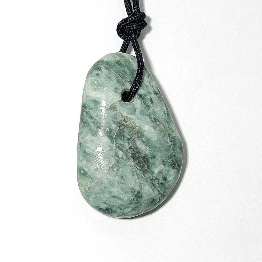 糸魚川翡翠:大珠　HB0016