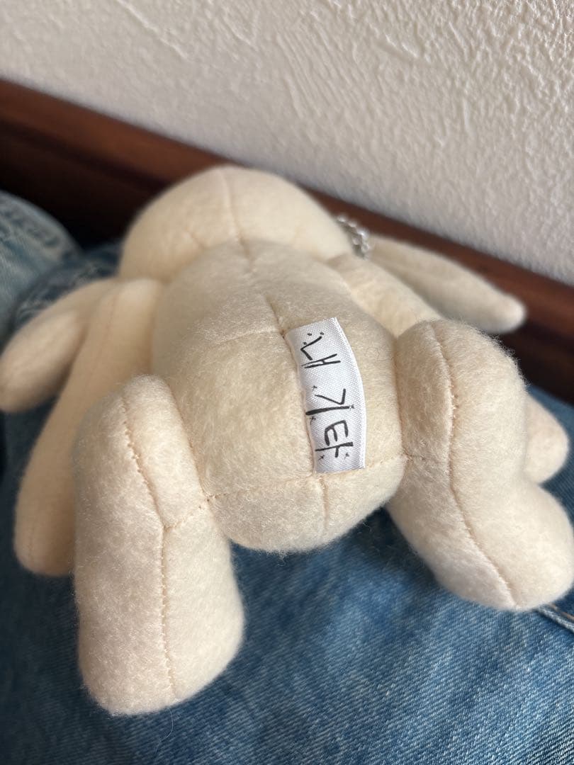 TWICE チェヨン JYPポップアップ　 うさぎ バッグチャーム　ぬいぐるみ