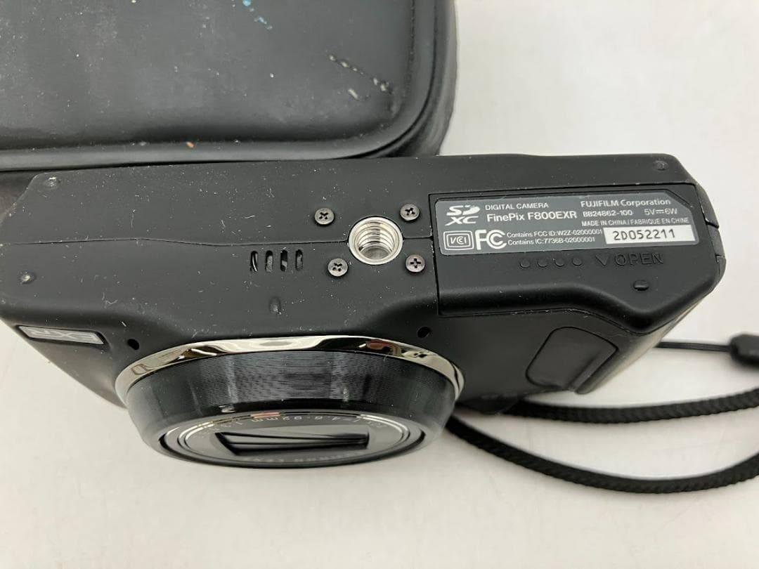 Fujifilm FINEPIX FBOOEXR　コンパクトデジタルカメラ