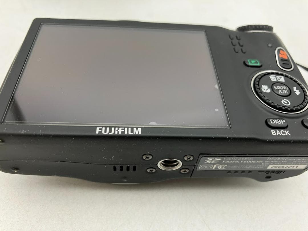 Fujifilm FINEPIX FBOOEXR　コンパクトデジタルカメラ