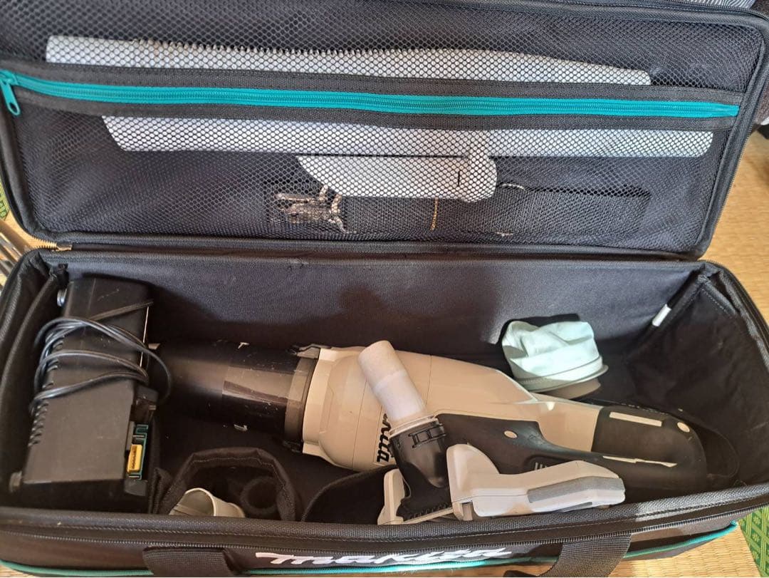 Makita マキタ 充電式 クリーナー CL286FD