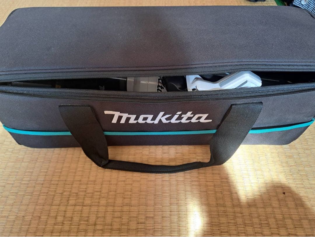 Makita マキタ 充電式 クリーナー CL286FD