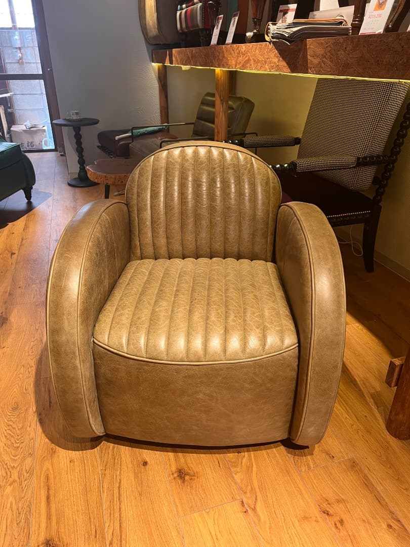 レザー風アームチェア　本革　２点セット