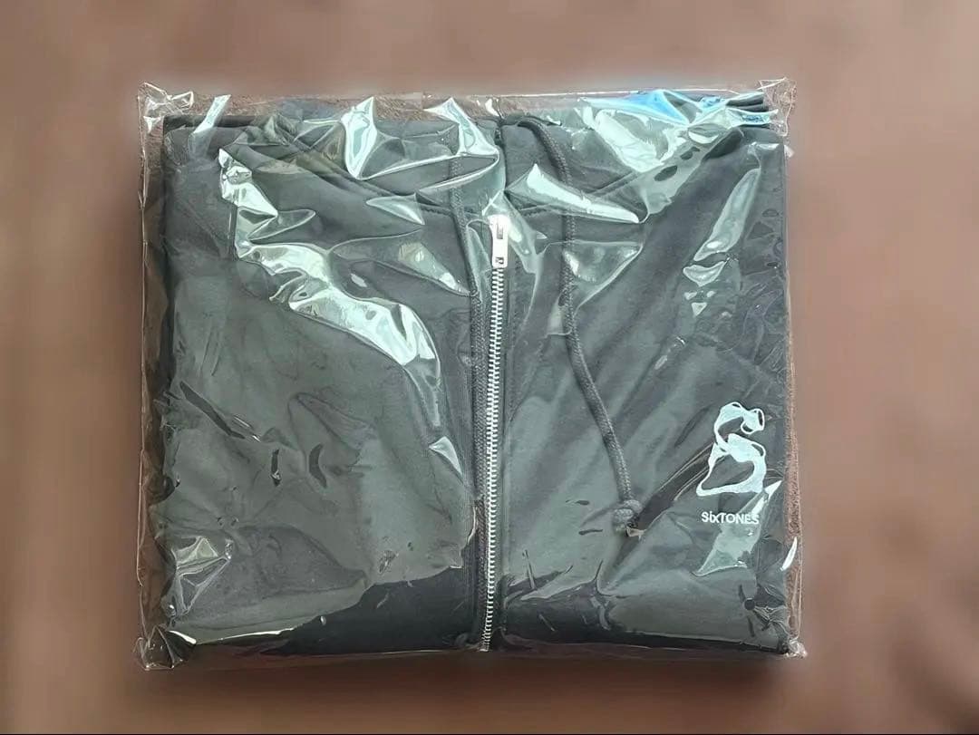 SixTONES MILESixTONES パーカー+ステッカー