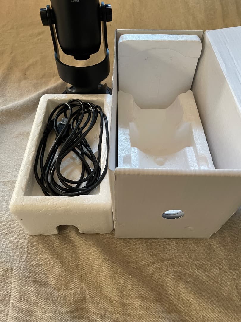 Blue Yeti USBマイク Blackout 箱付 美品