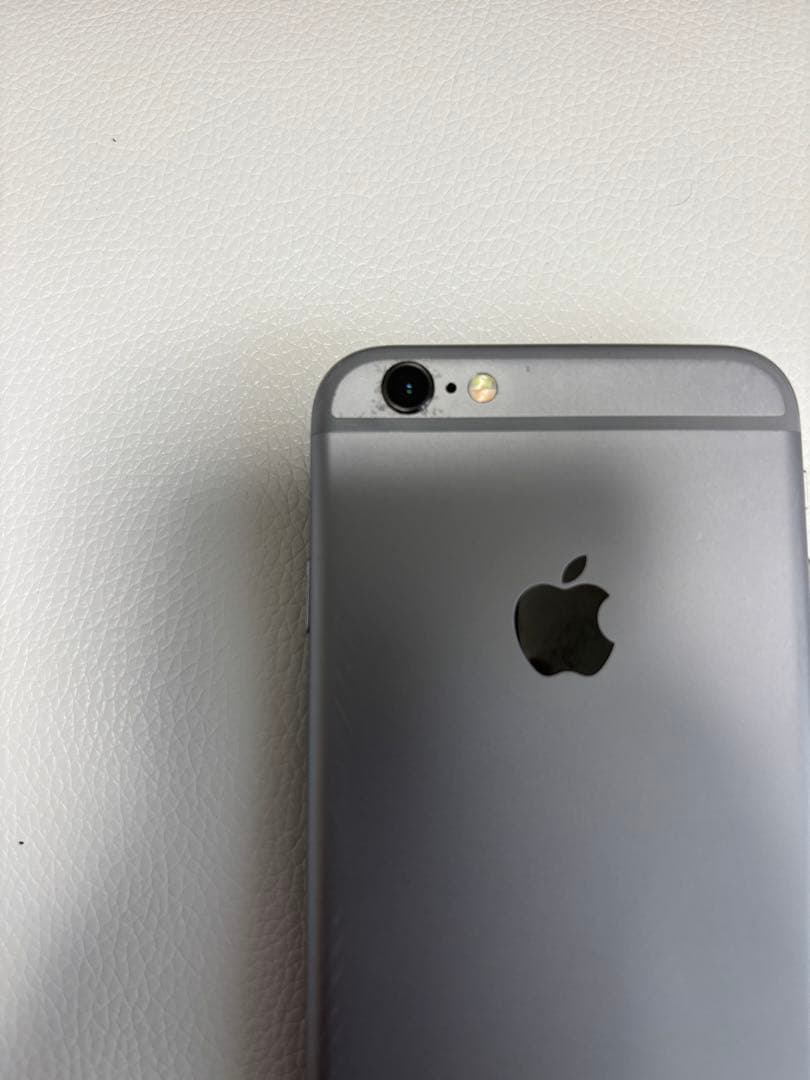 Apple iPhone 6s スペースグレー 本体