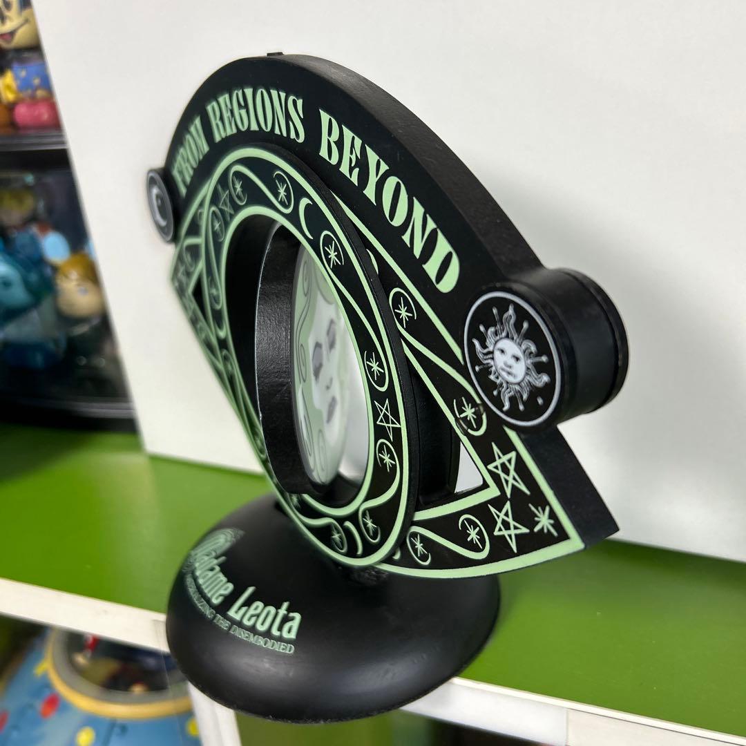 ホーンテッドマンション　マダム　レオタ　オブジェ　サイン　アート