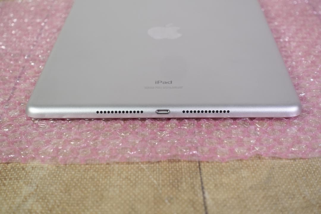 【美品】iPad 第8世代 Cellular シルバー 32GB A2429