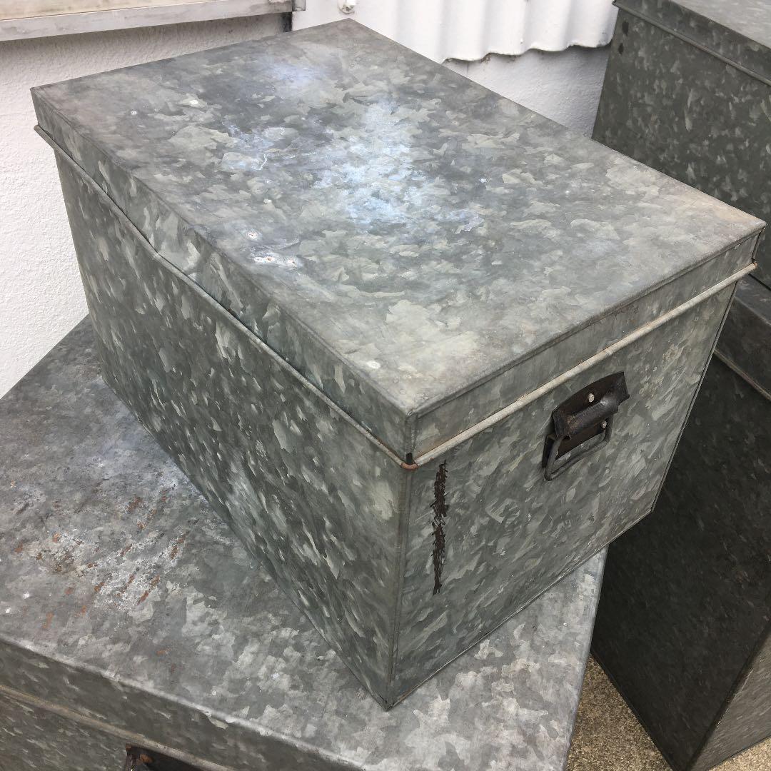 名古屋限定送料無料　ブリキ　衣装ケース　特大　ビンテージ　昭和レトロ