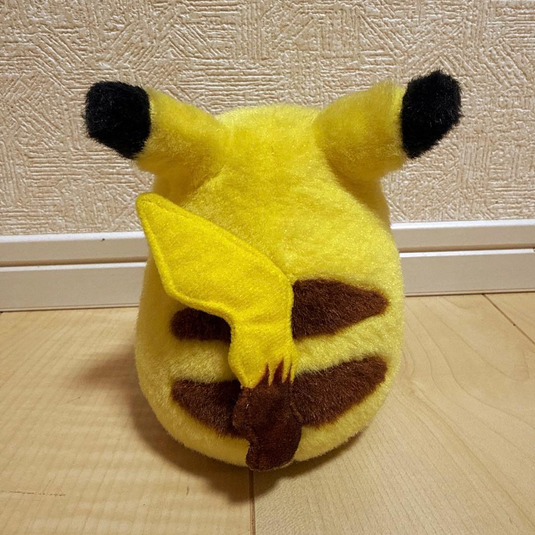 初期 TOMY ピカチュウ 鳴きぐるみ