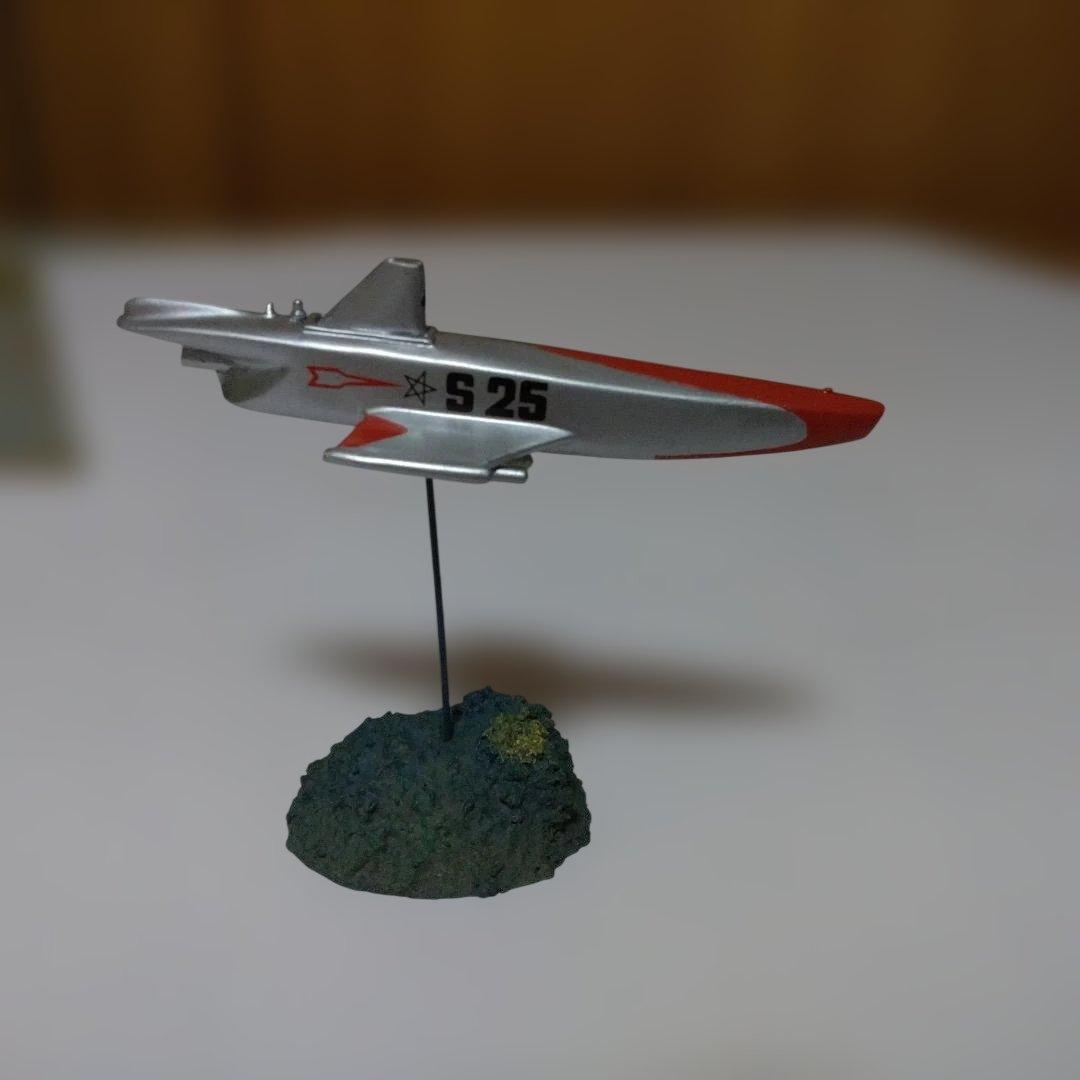 グビラ ART OF WAR ULTRA Series #6 ウルトラマン