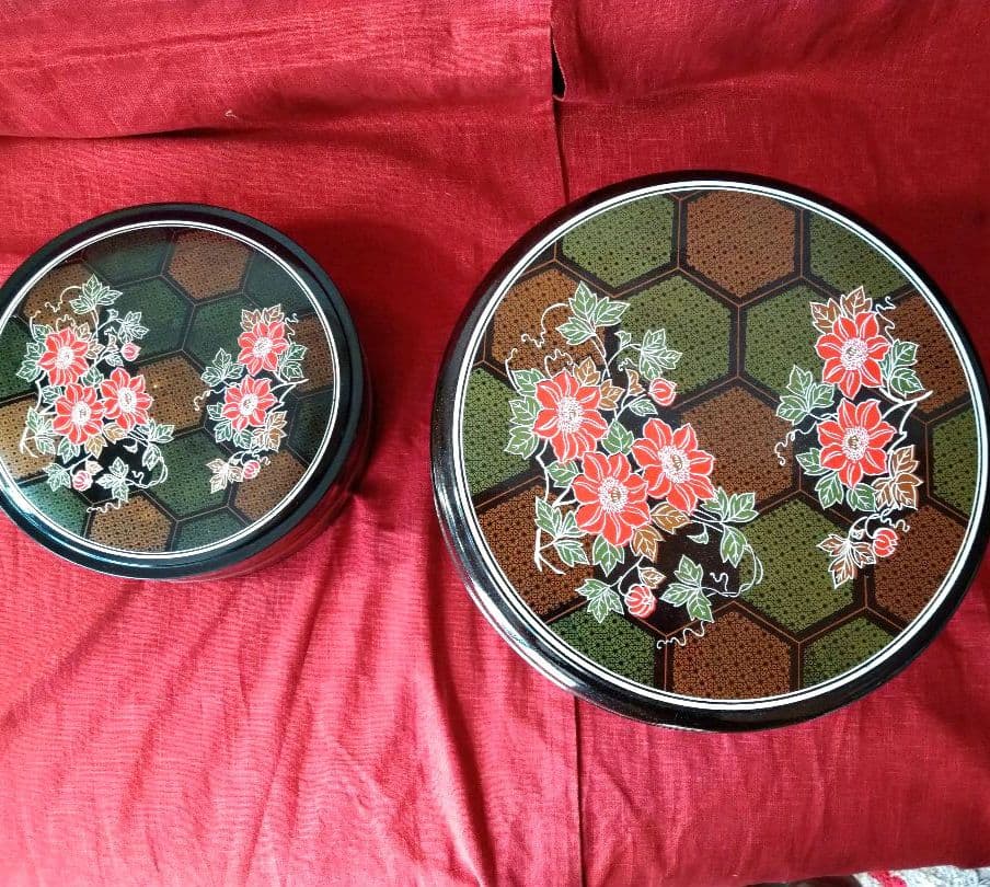 ♥希少５０年前・超レアヴィンテージ品♥花柄・漆塗り特大箱と２段丸重箱1個選べます