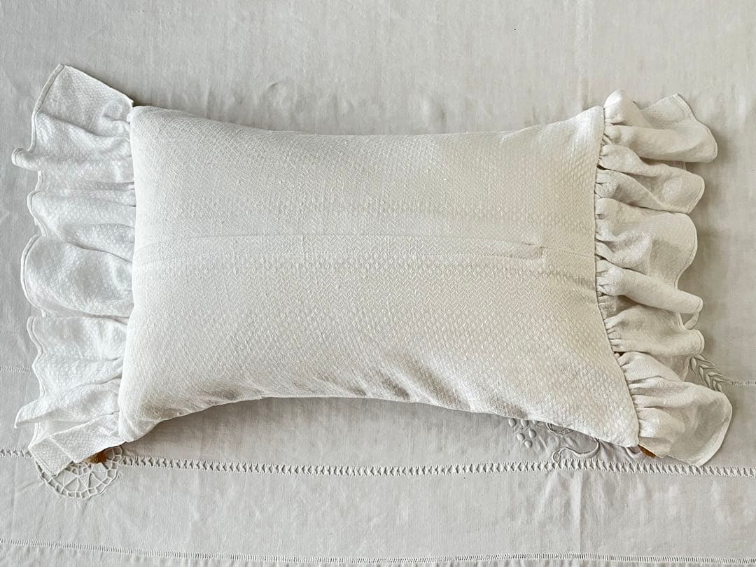 【美品】フランスアンティーク レースフリル キャンディクッション893.2036