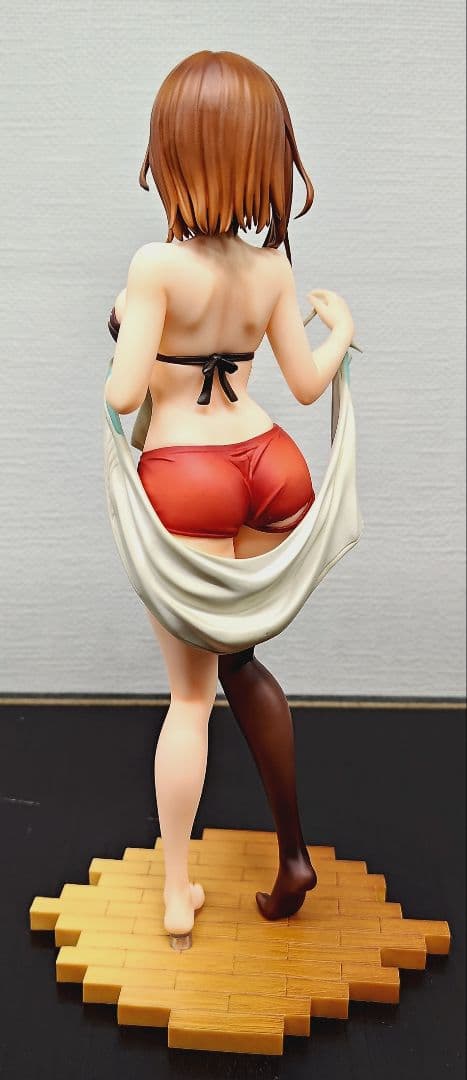 キューズQ ライザ 1/7スケール PVCフィギュア