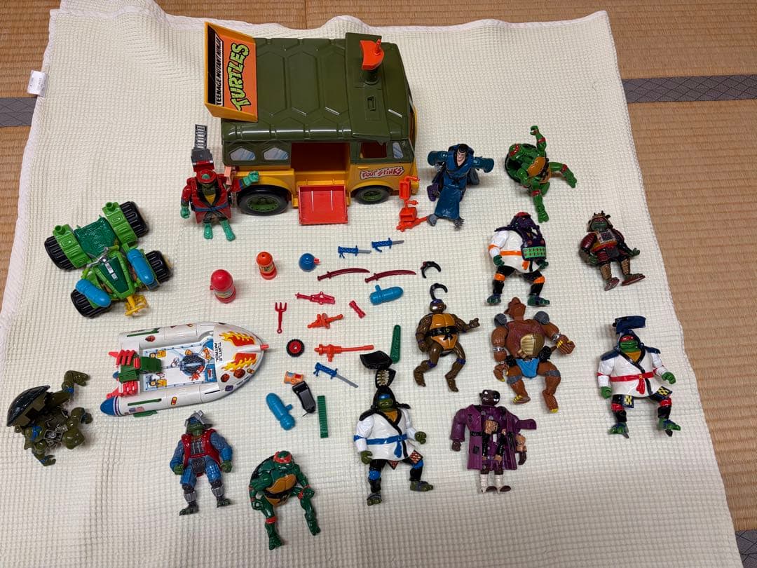 TMNT フィギュアセット バス付き