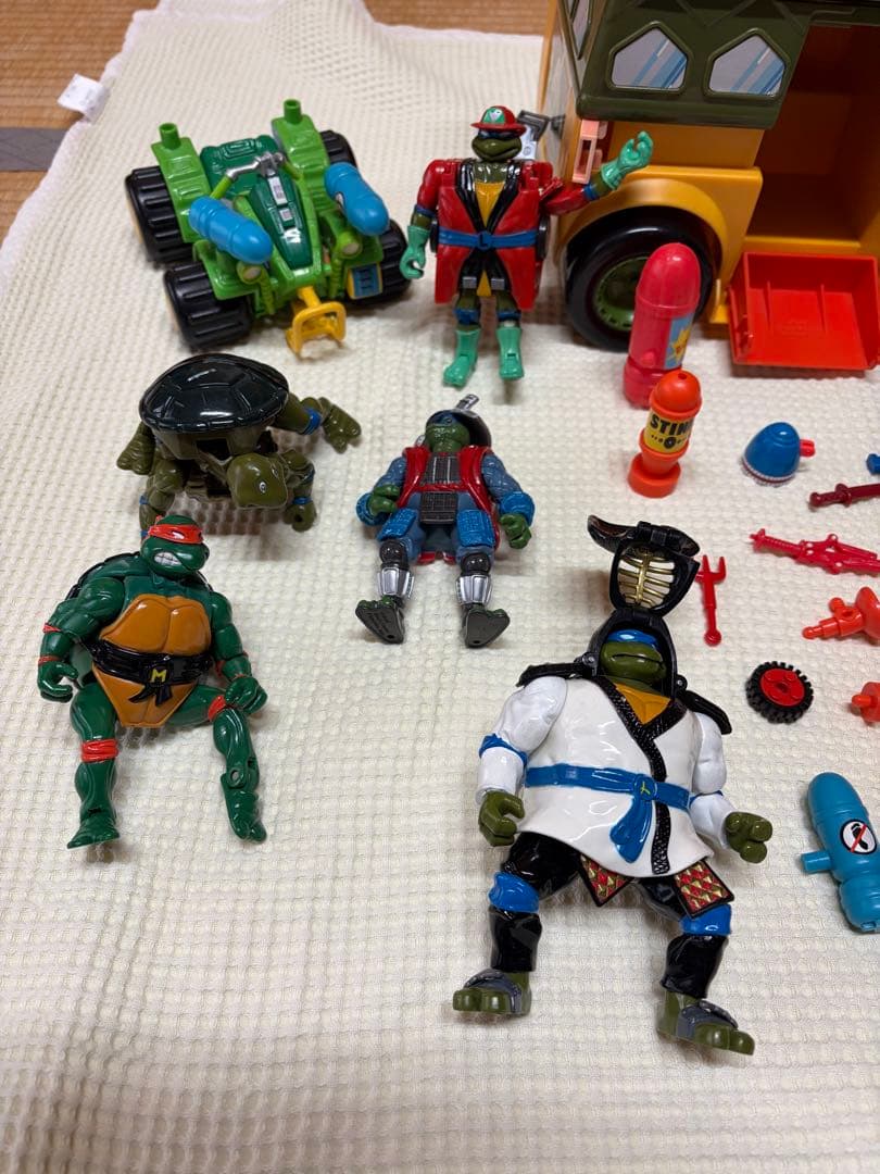TMNT フィギュアセット バス付き