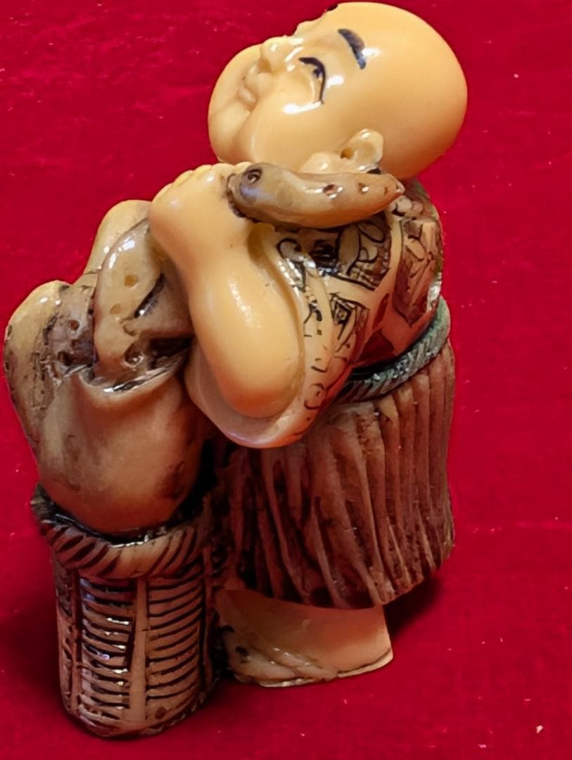 古美術　和彫　オブジェ　根付　在銘あり