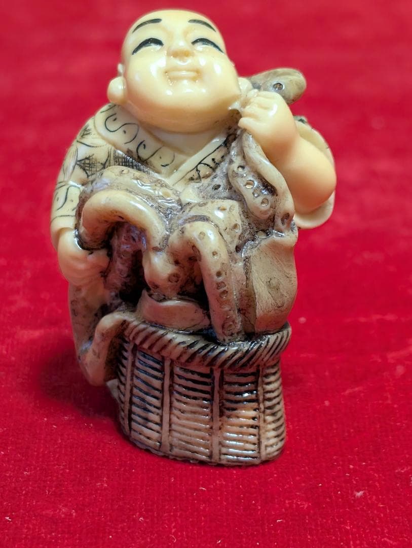 古美術　和彫　オブジェ　根付　在銘あり