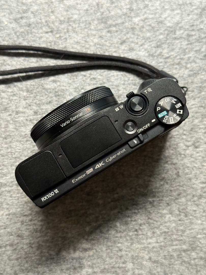 サ*舗様 SONY RX100m6 コンパクトデジタルカメラ バッテリー3個付き