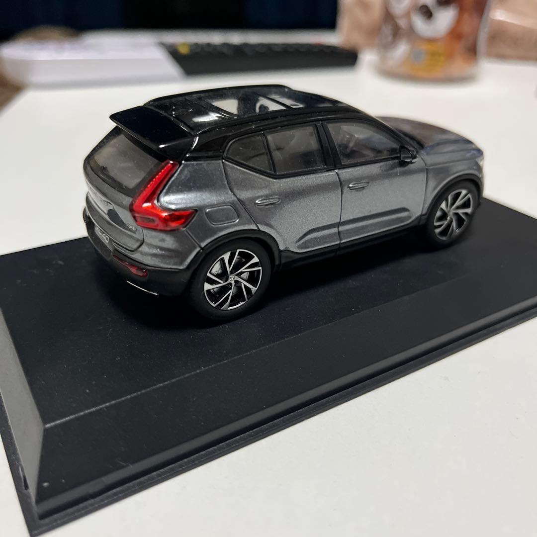 京商 1/43 ボルボ XC40