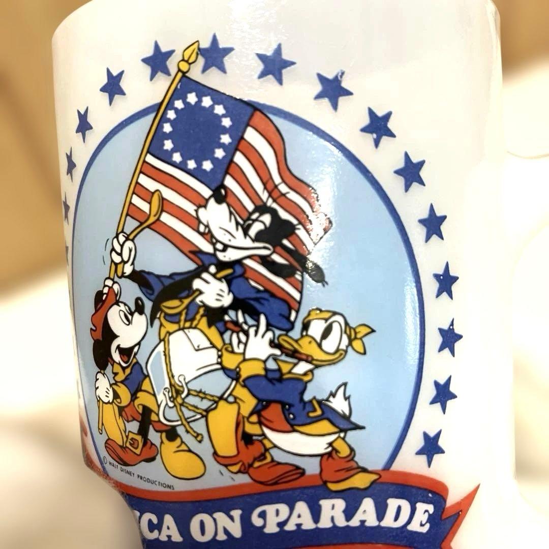 ESV76 ヘーゼルアトラス アメリカ オン パレード マグ 1976年 USA