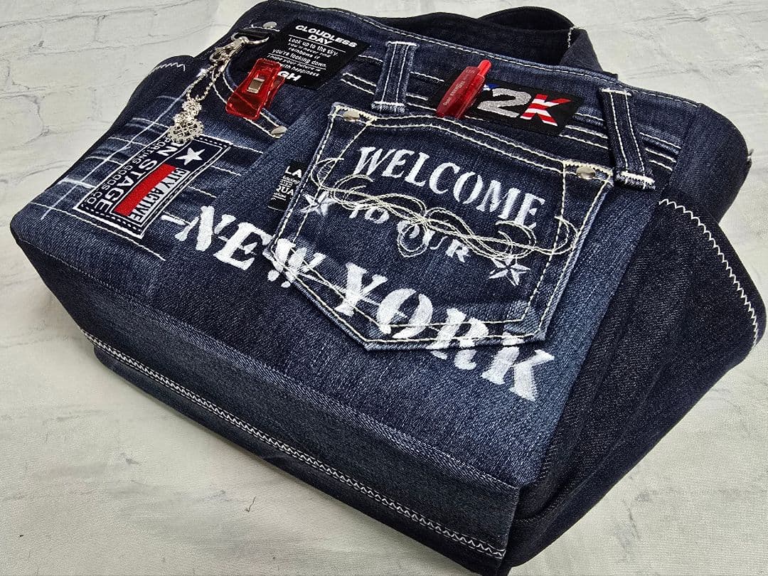 デニムリメイクトートバッグ お洒落カジュアル インディゴブルー 底板付き