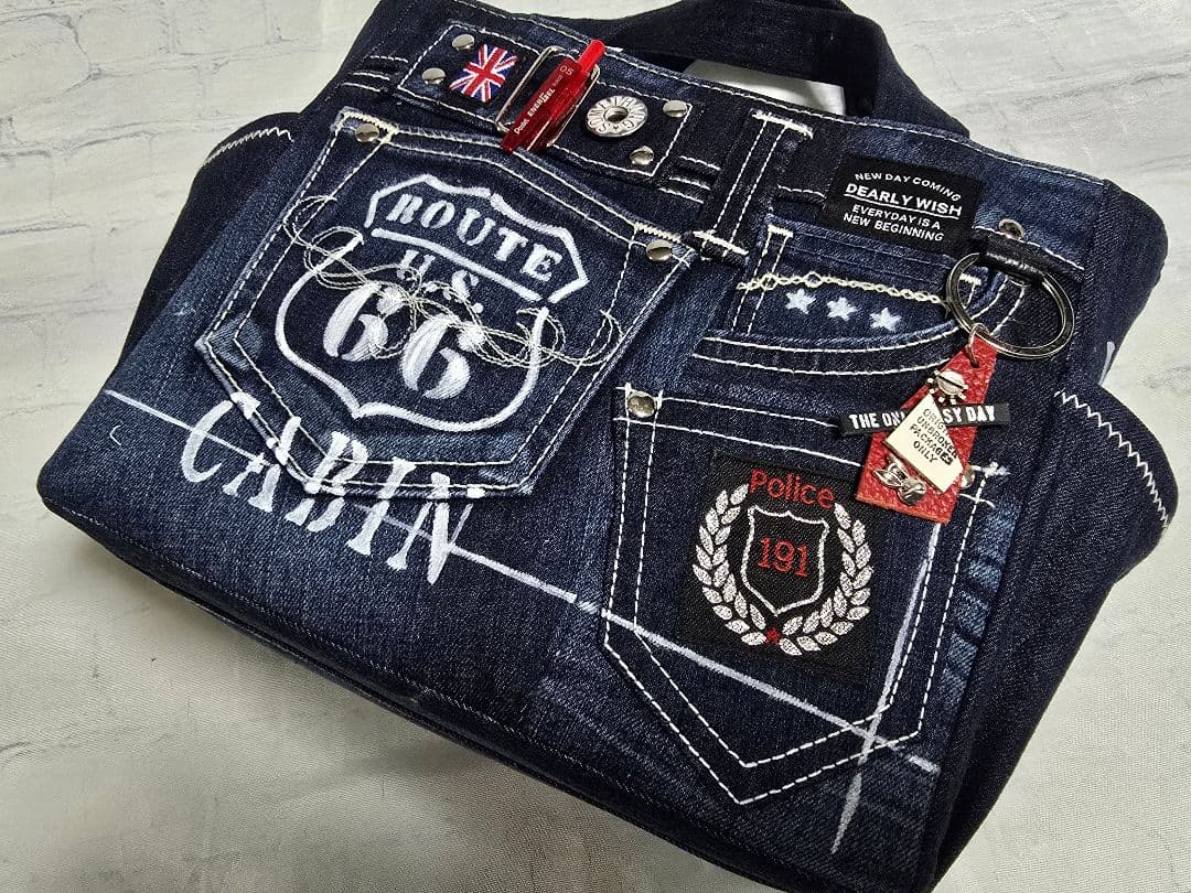 デニムリメイクトートバッグ お洒落カジュアル インディゴブルー 底板付き