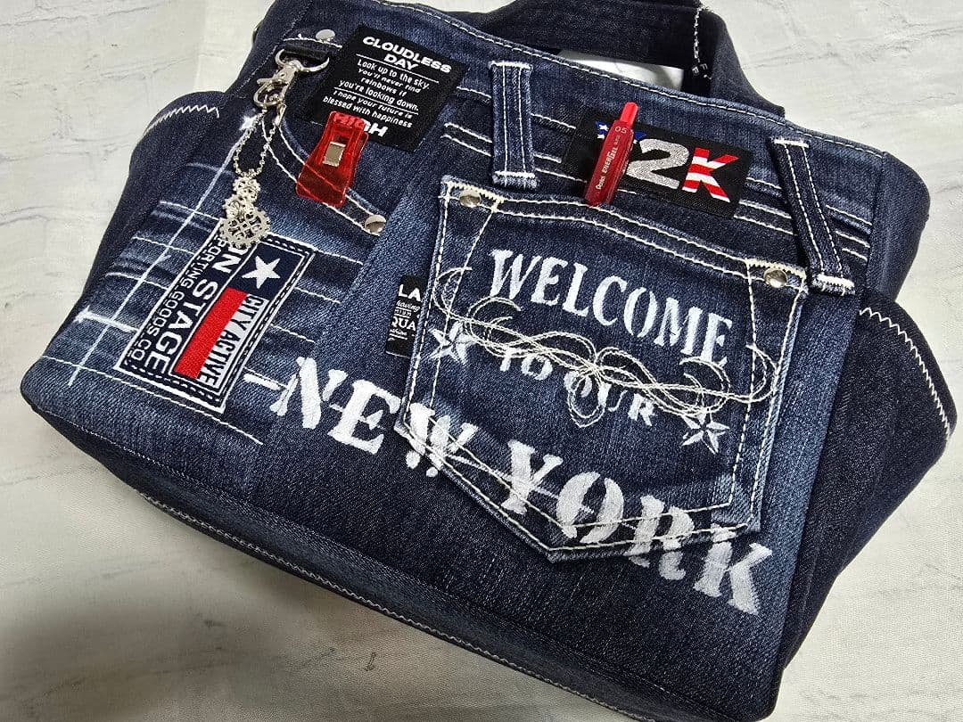 デニムリメイクトートバッグ お洒落カジュアル インディゴブルー 底板付き