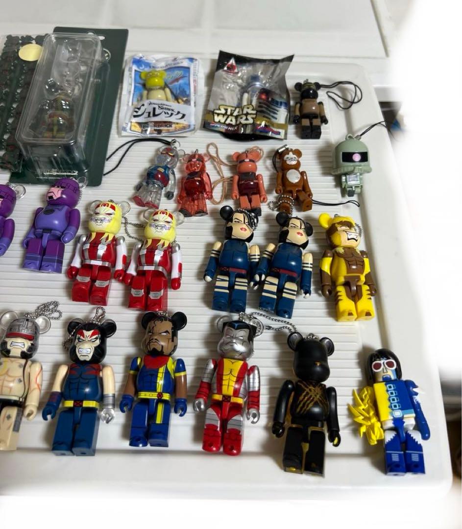 ベアブリックのセット（Happy） MARVEL