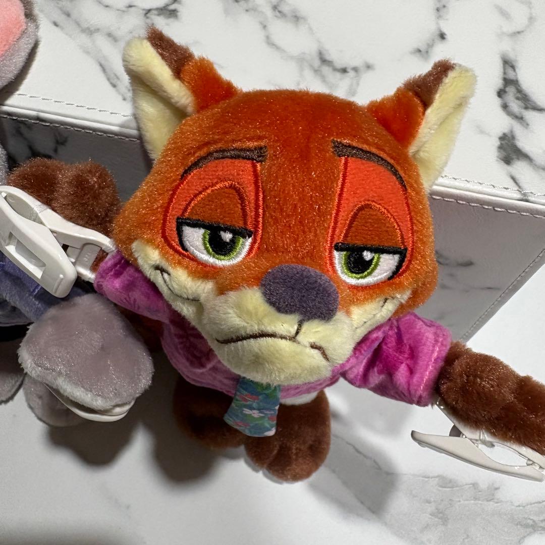 ディズニー　ズートピア２　ジュディ＆ニック肩のせぬいぐるみ２点セット