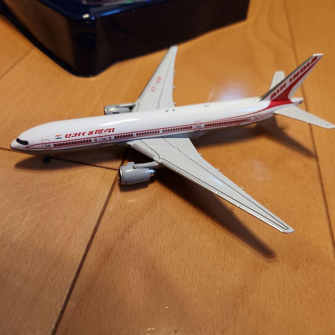 航空機・ヘリコプター AIR-INDIA BOEING777-200ER