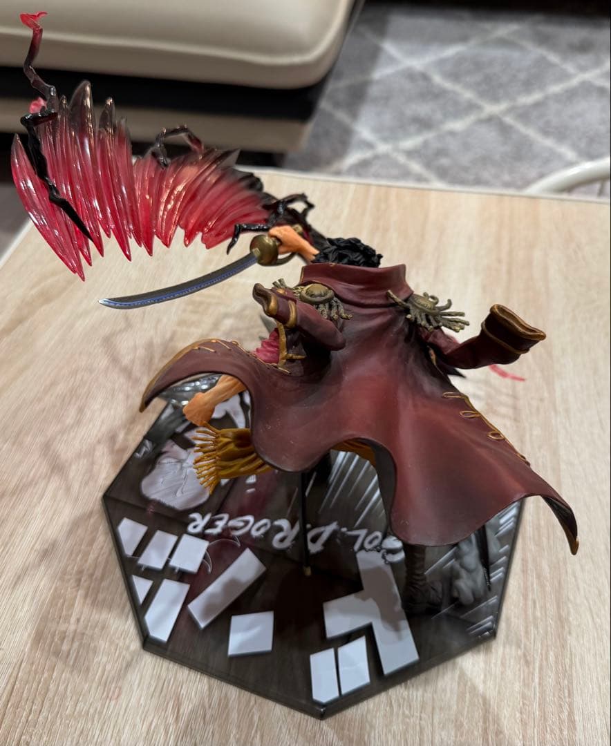 フィギュアーツZERO ［EXTRA BATTLE］ ゴール・D・ロ ジャー神避