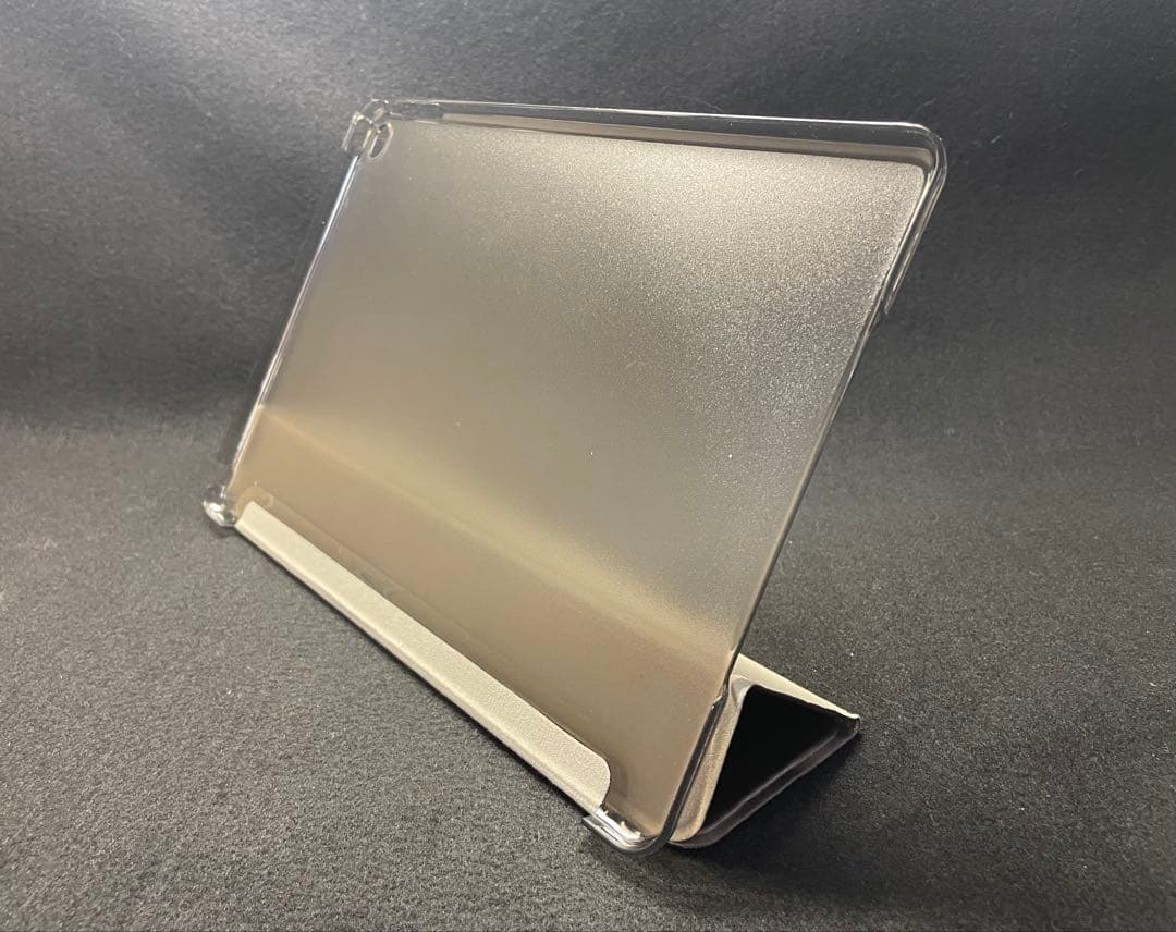 【極美品】iPad Air 2 Wi-Fi 16GB シルバー •ケース付き