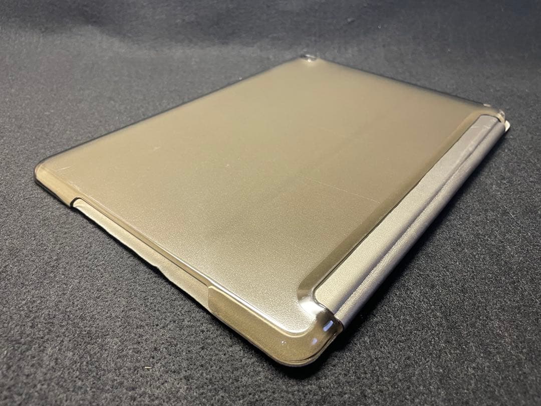 【極美品】iPad Air 2 Wi-Fi 16GB シルバー •ケース付き