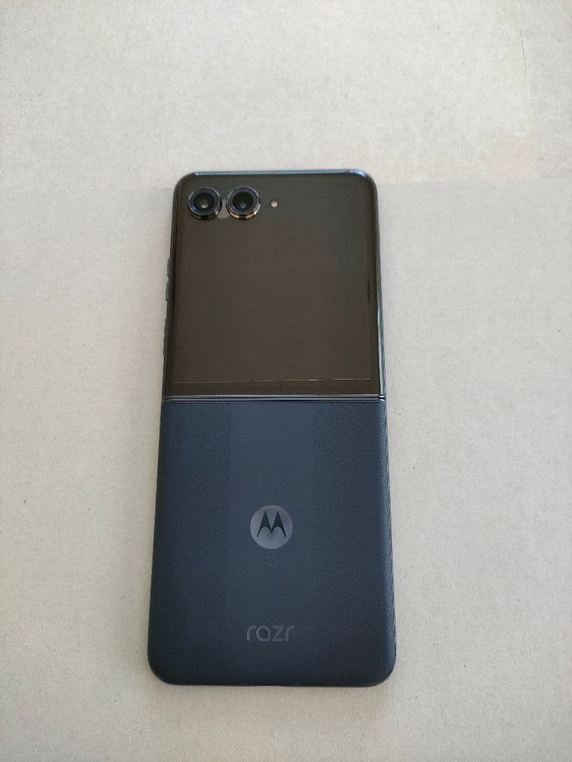 8/31限定値下げ!! Motorola razr 50 ultra 512GB