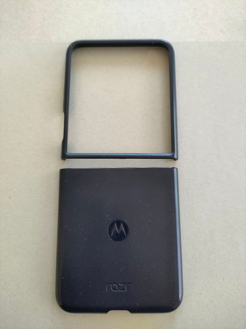 8/31限定値下げ!! Motorola razr 50 ultra 512GB