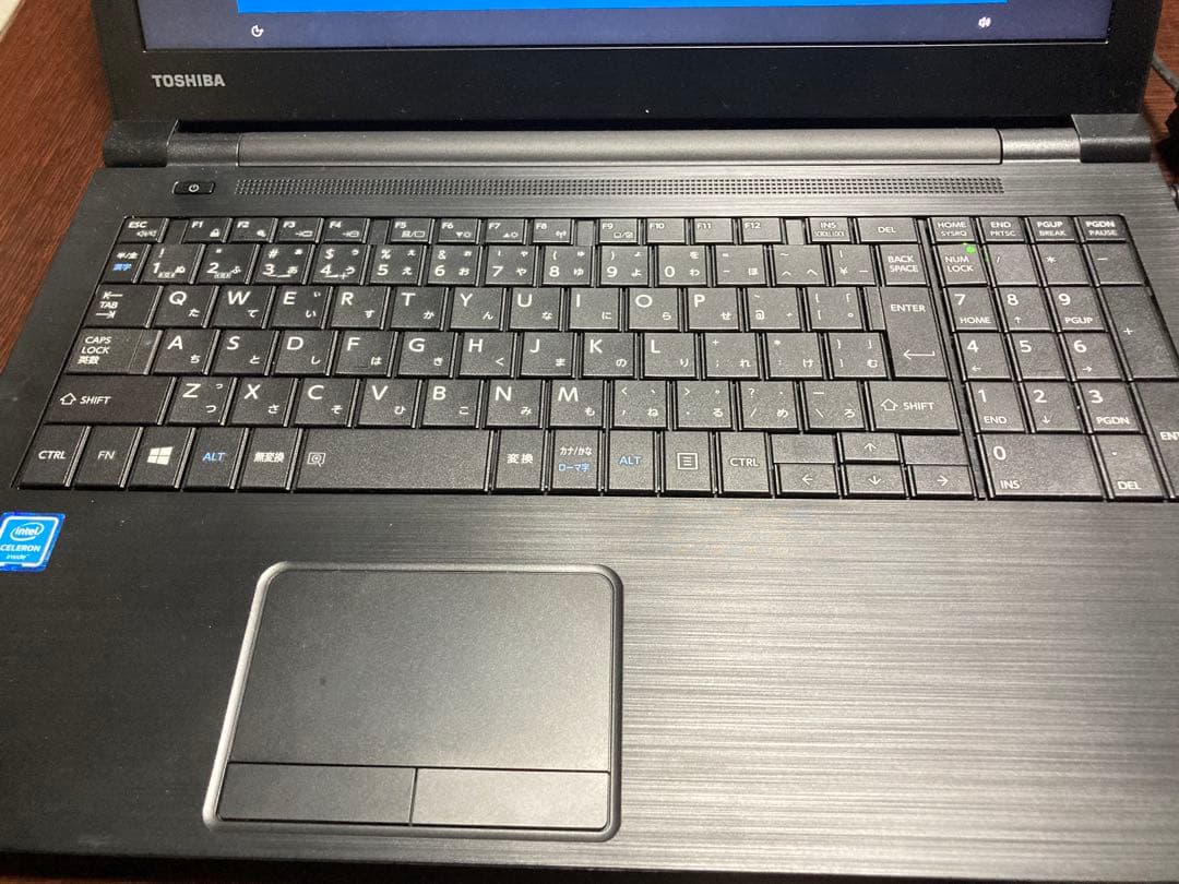 美品　ノートパソコン 東芝　dynabook セレロン1.6G Win10