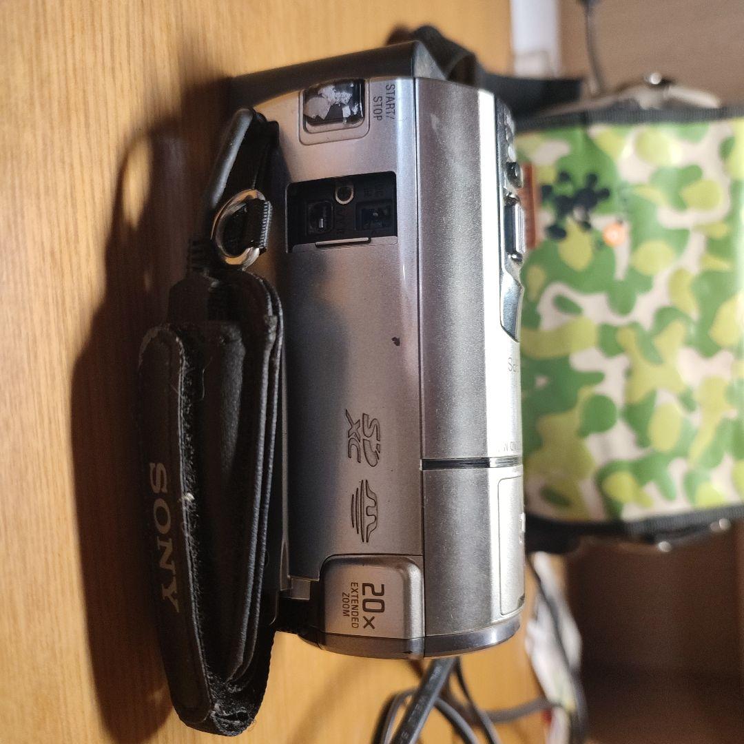 SONY  HDR  CX590V ビデオカメラ 静止画20,4MG